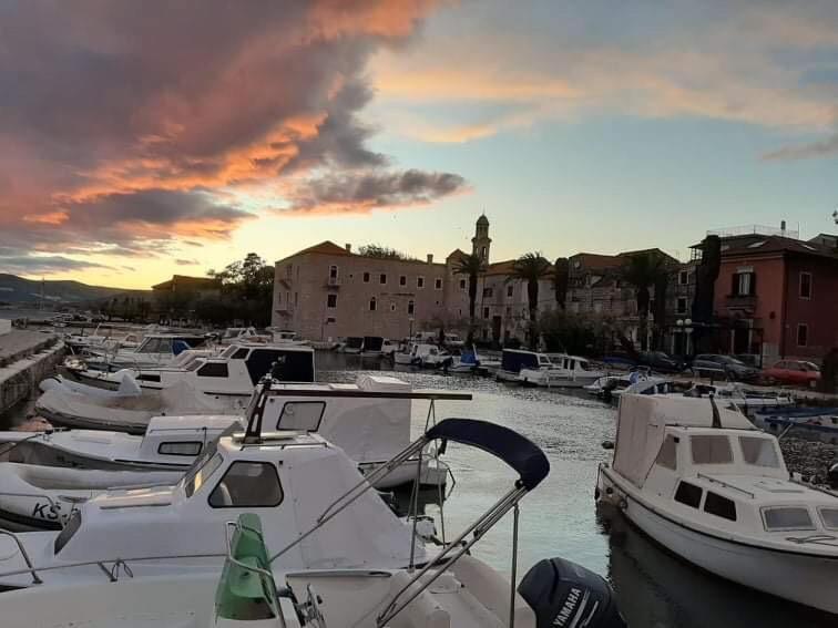 Apartments Rajcic Kastela Dış mekan fotoğraf